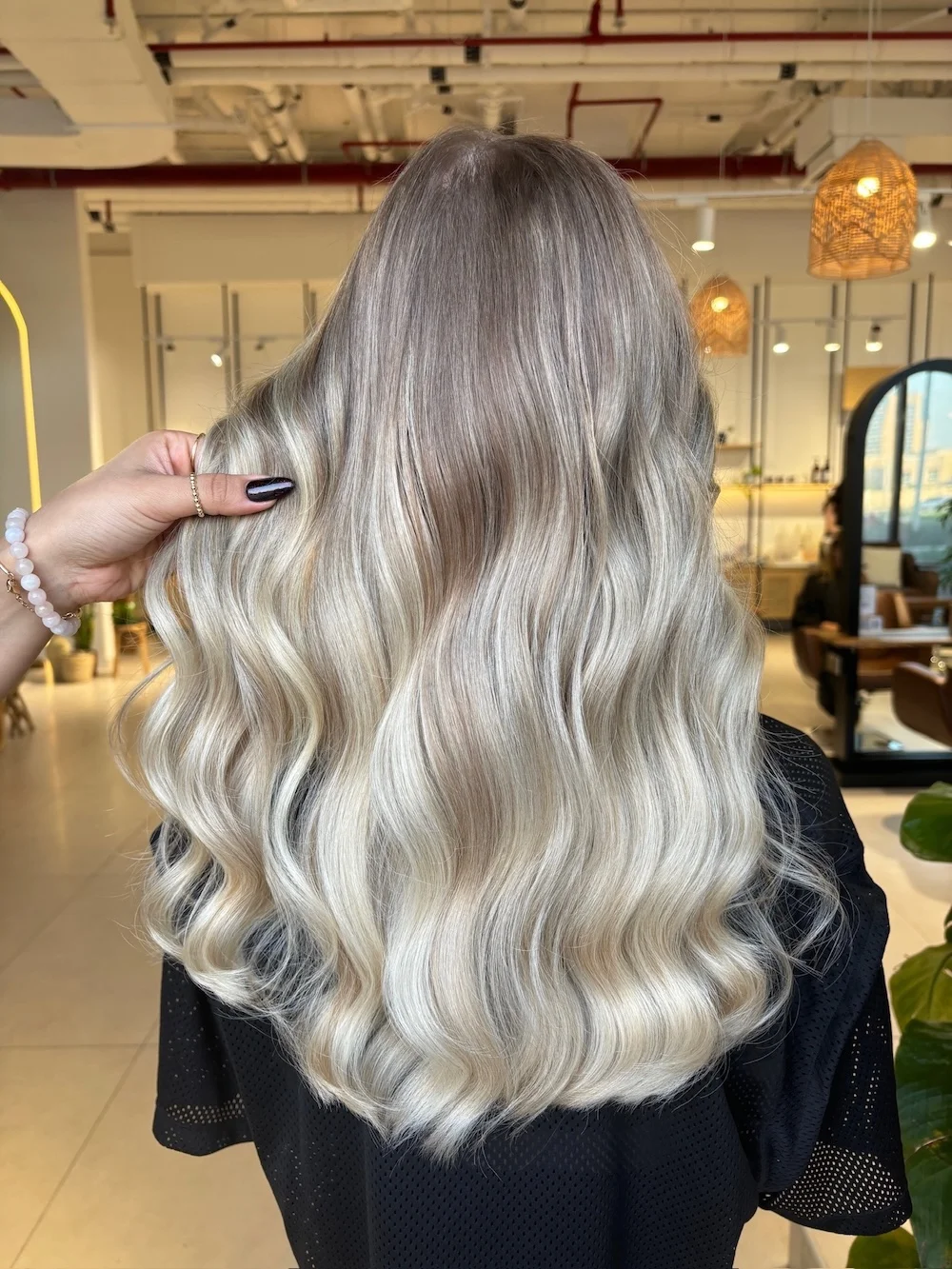 blonde specialists UAE