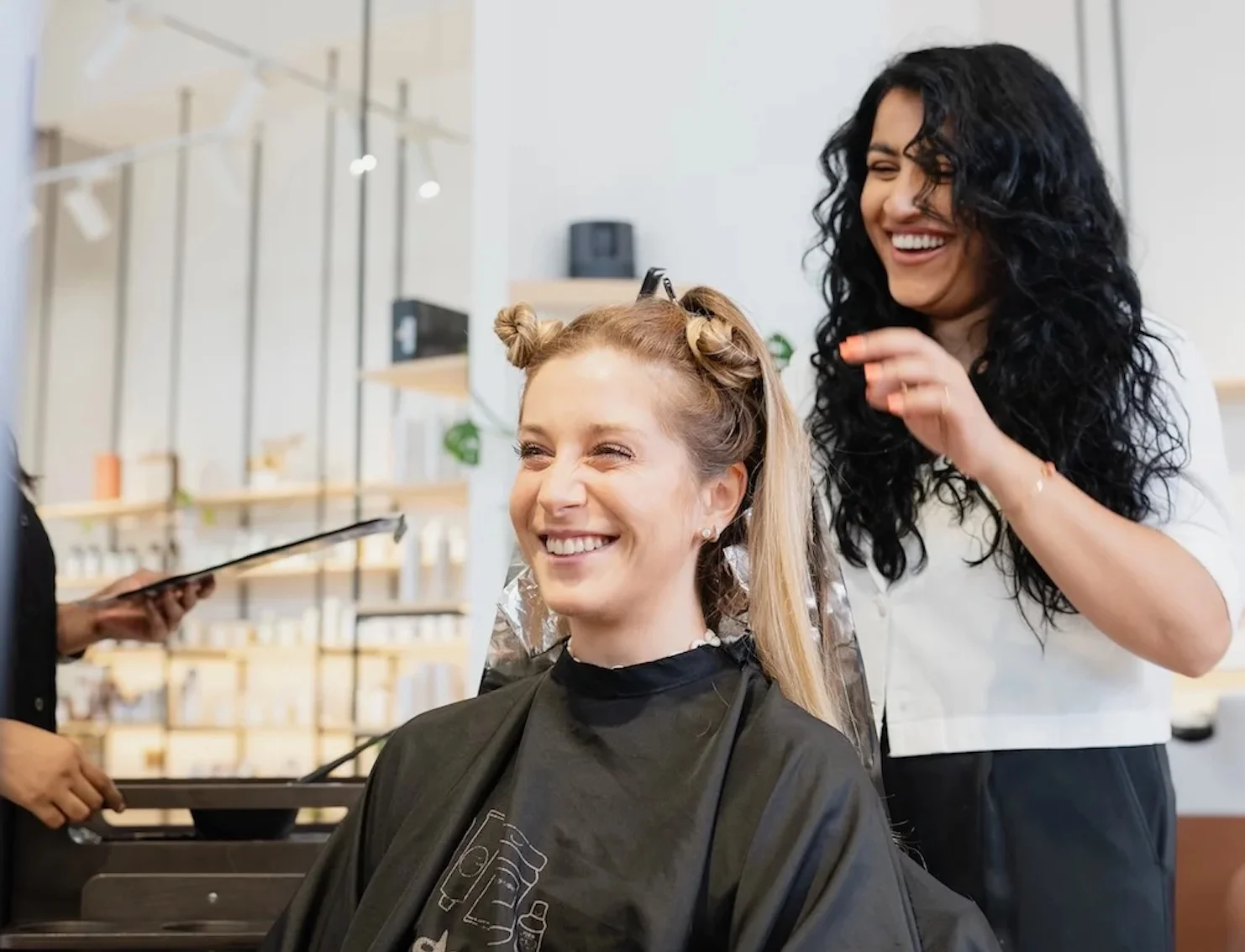 Why Blonde Hair Turns Yellow And How to Fix It - Best ladies salon in Dubai and Abu Dhabi