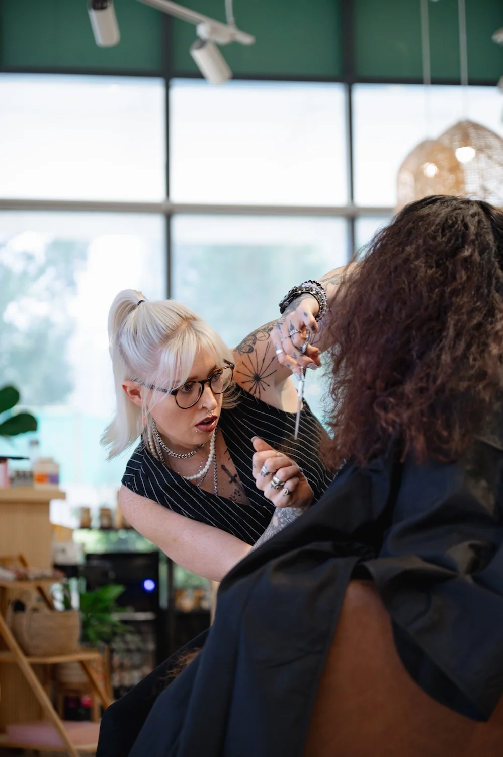 Luxury Hair Salon 1 - Best Hair Salon in Dubai and Abu Dhabi 1 1 - Best ladies salon in Dubai and Abu Dhabi